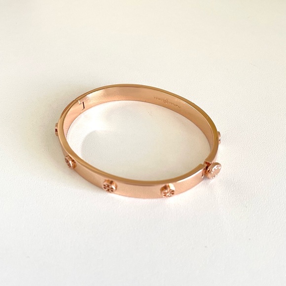 🔥Tory Burch Rose Gold Miller Hinge Stud Bangle - Picture 6 of 10